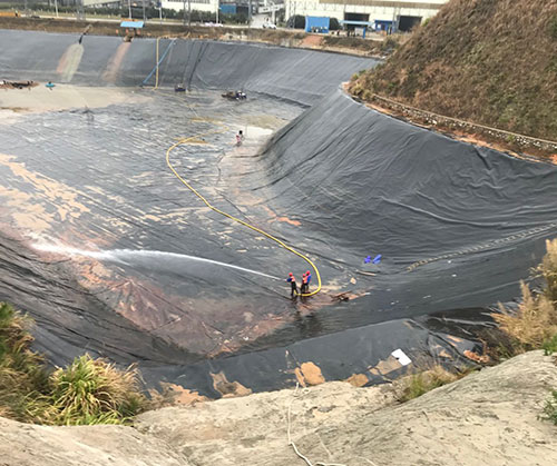 宣威废水池清理