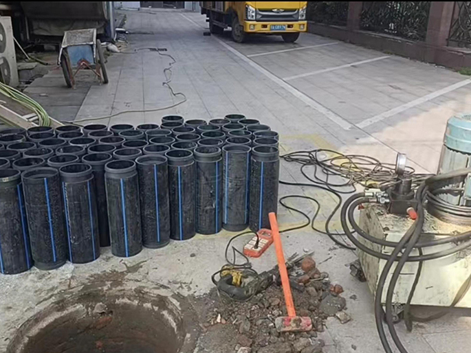 宣威PE置换管厂家 DN315置换管 非开挖管短管置换